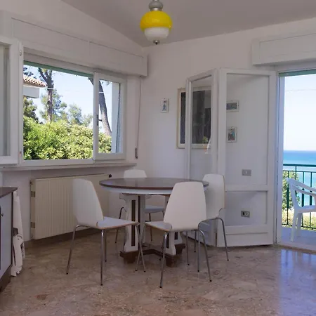 N130 - Numana, Bilocale Vista Mare A 200mt Dalla * Marcelli