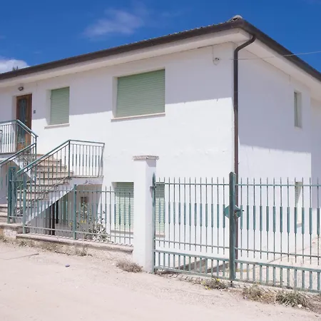 N130 - Numana, Bilocale Vista Mare A 200mt Dalla Апартаменты Марчелли