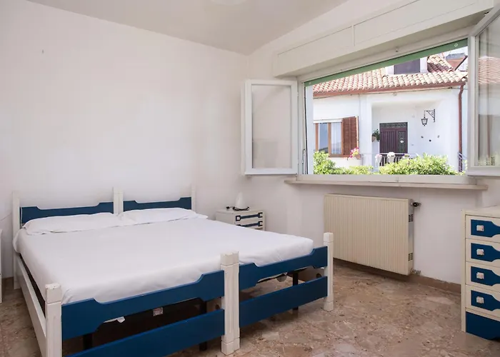 N130 - Numana, Bilocale Vista Mare A 200mt Dalla